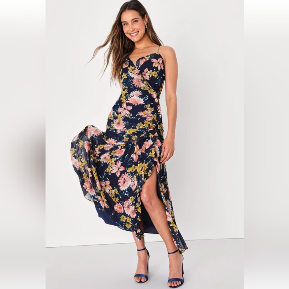 Lulu's Stunning Soiree Navy Blue Floral Print Ruched Midi Dress Size M